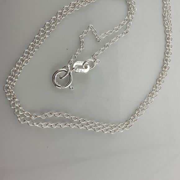 Pretty Natural Green Peridot Butterfly Necklace - Picture 6 of 11